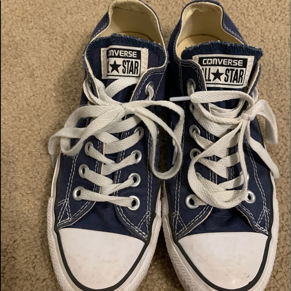 Converse Shoes - Navy blue converse